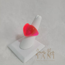 Load image into Gallery viewer, Corazon Rosado / Sortija Acrílica
