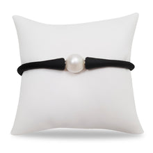 Load image into Gallery viewer, Pulsera de Silicone con Perla de Agua Dulce
