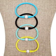 Load image into Gallery viewer, Pulsera en Silicone con Perlas de Agua Dulce / Azul Claro
